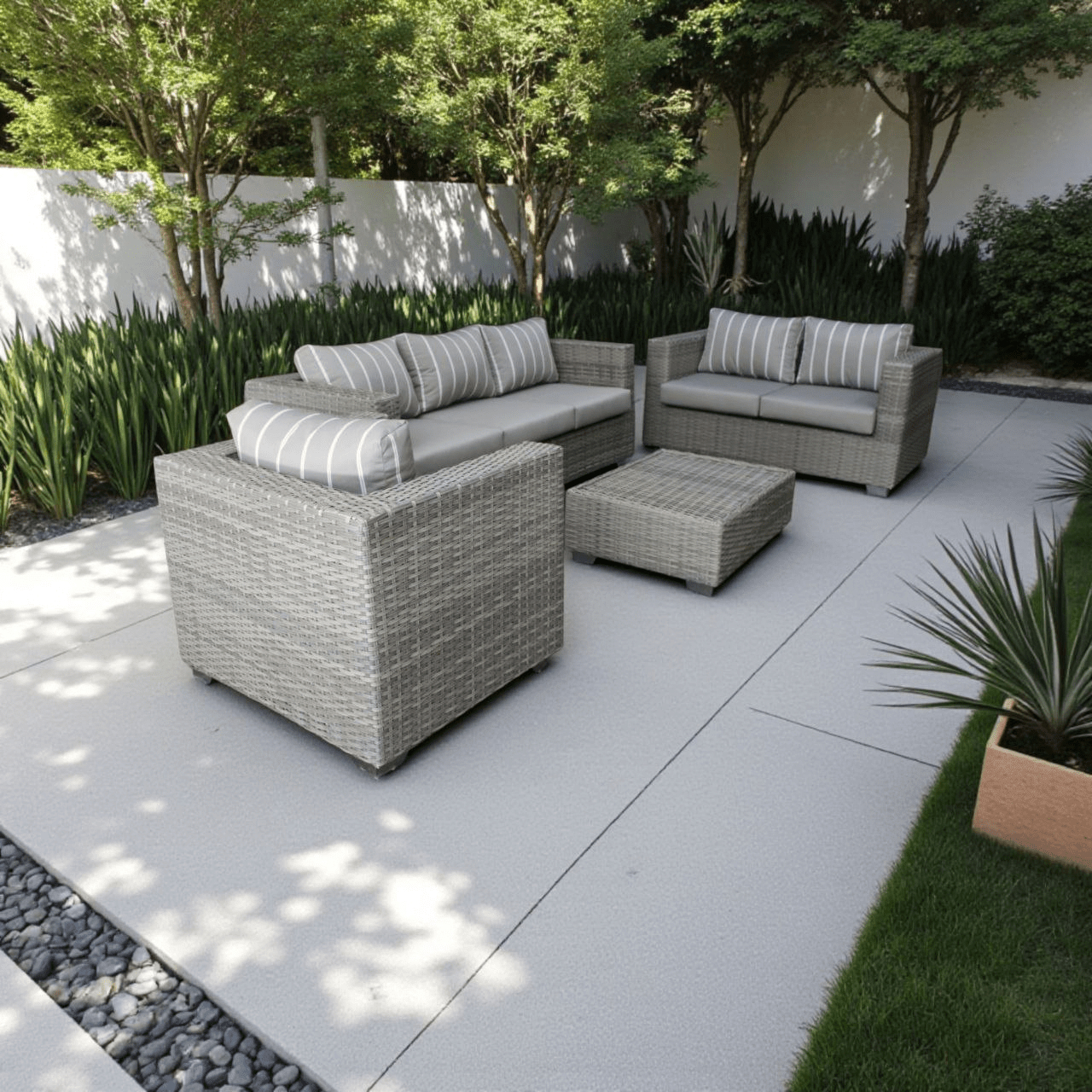 Grey Fine Line 4-Piece Patio Set - Image 4