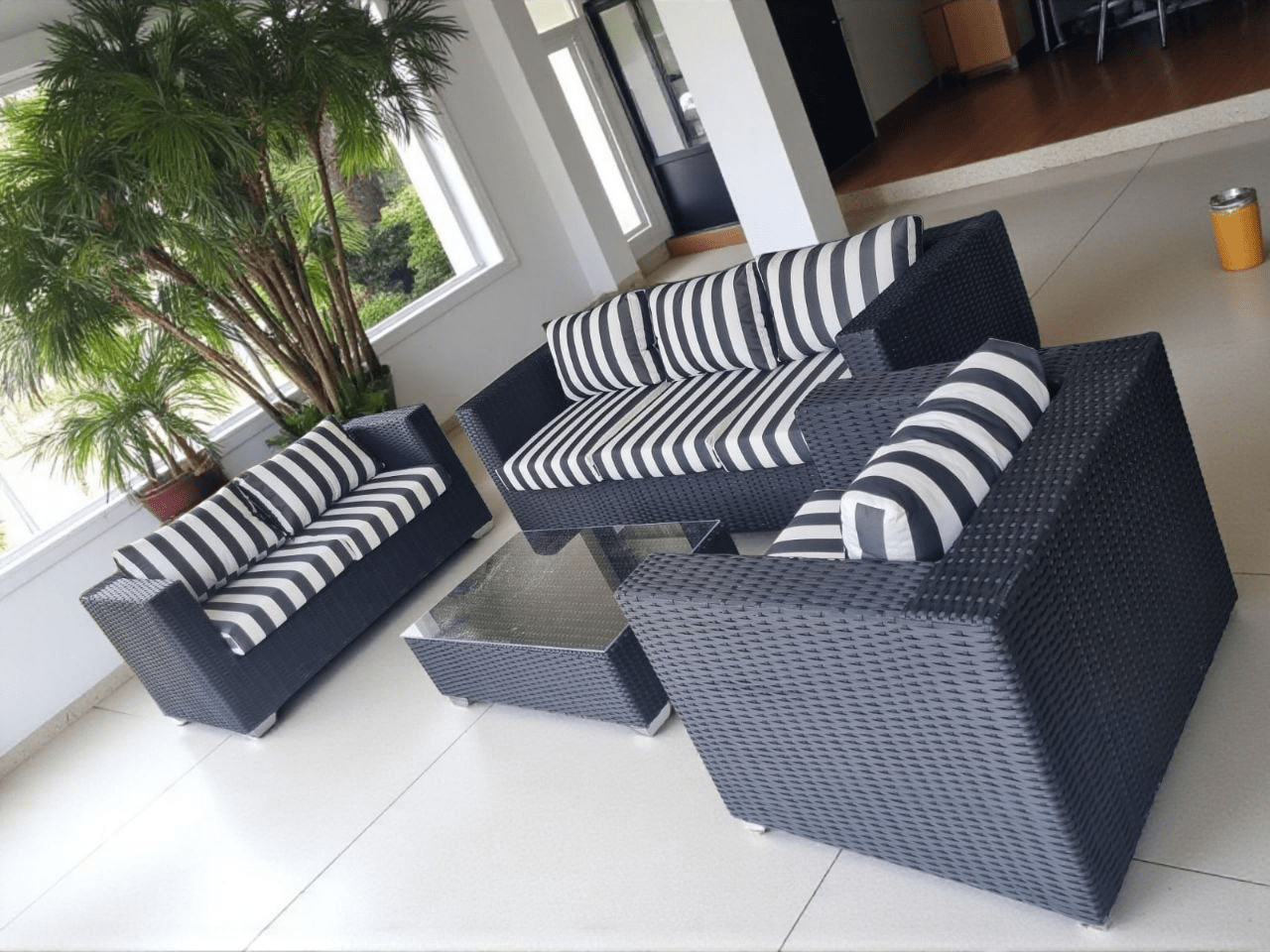 Black Mamba 4-Piece Patio Set - Image 5