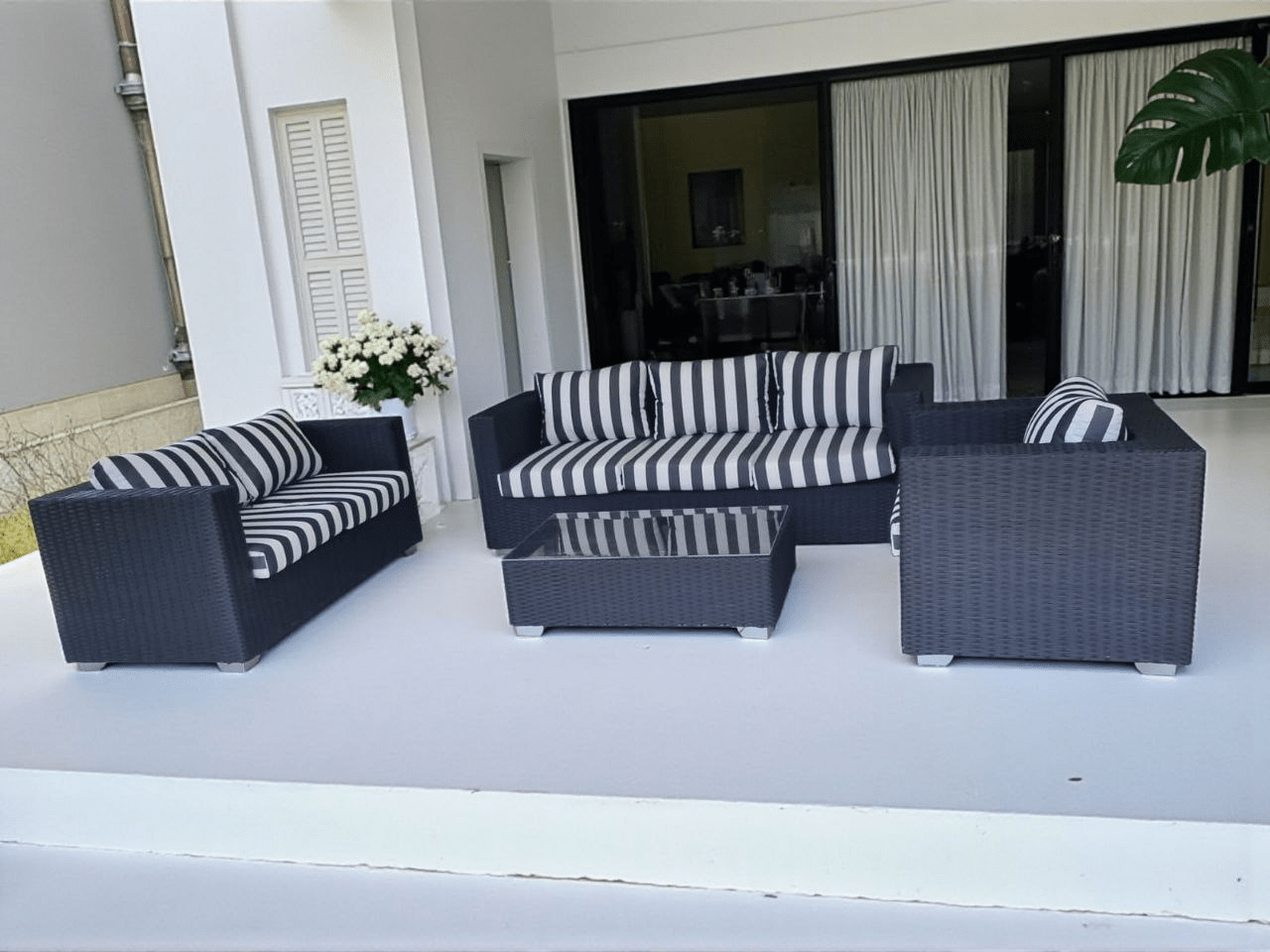 Black Mamba 4-Piece Patio Set